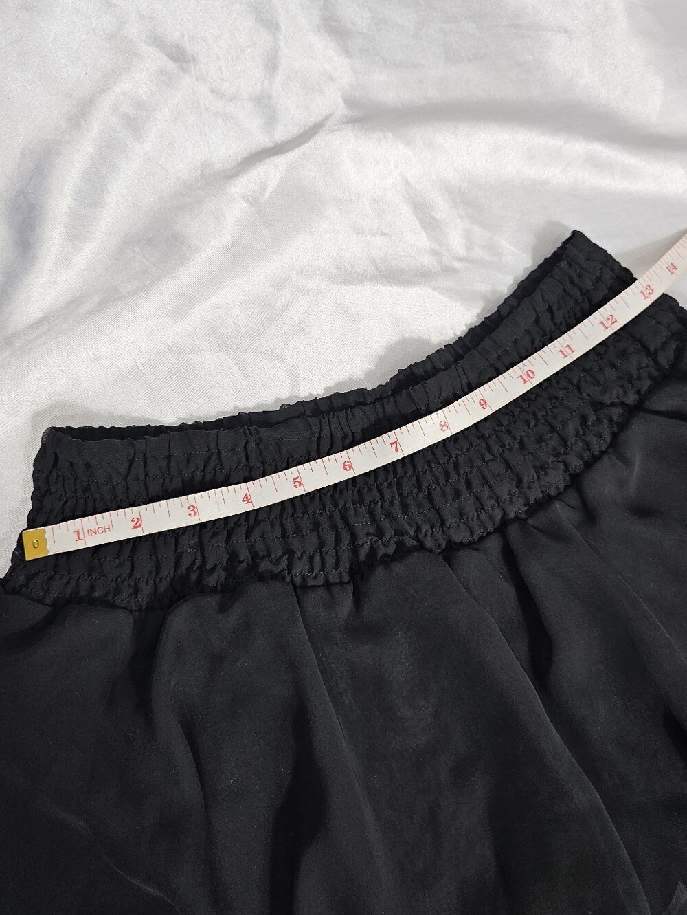 Elegant Black Layered Skirt - Picture 3 of 6